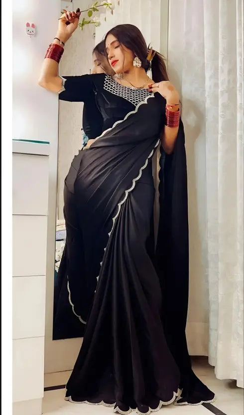 Labheshwari Black Printed Georgette Saree